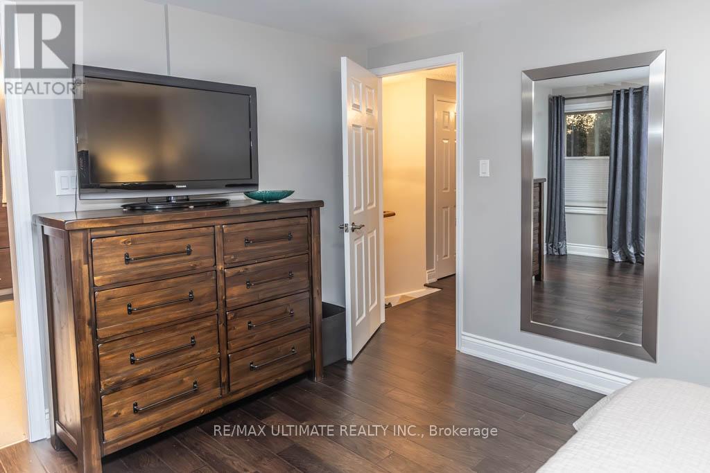 6869 Hickling Crescent, Mississauga (Meadowvale), Ontario  L5N 4Y1 - Photo 19 - W12600874