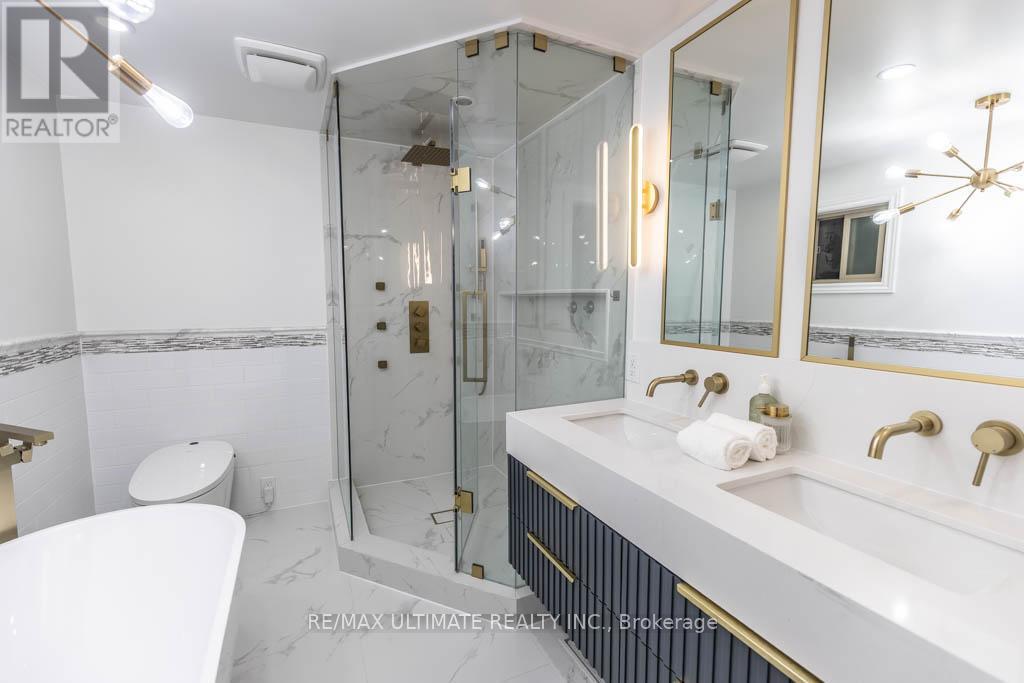 6869 Hickling Crescent, Mississauga (Meadowvale), Ontario  L5N 4Y1 - Photo 21 - W12600874