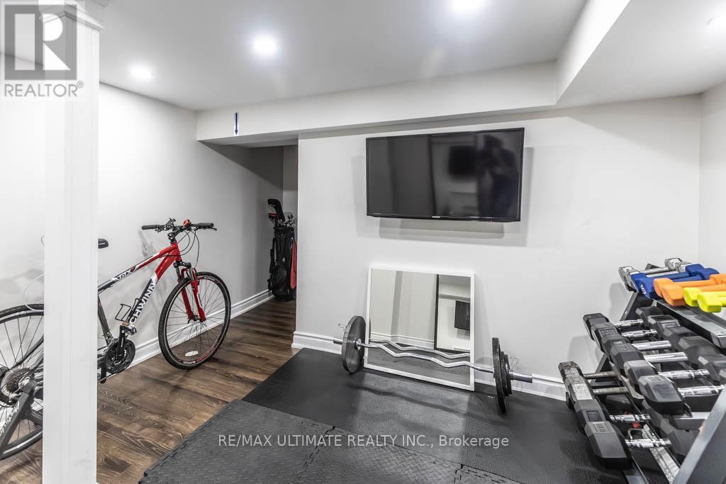 6869 Hickling Crescent, Mississauga (Meadowvale), Ontario  L5N 4Y1 - Photo 36 - W12600874