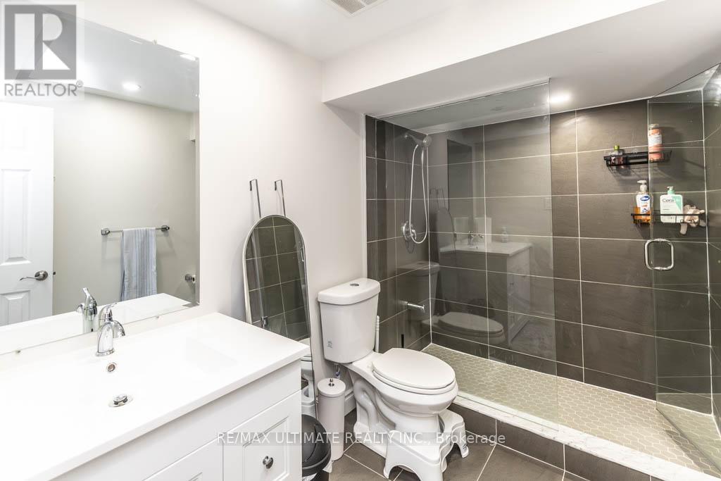 6869 Hickling Crescent, Mississauga (Meadowvale), Ontario  L5N 4Y1 - Photo 37 - W12600874