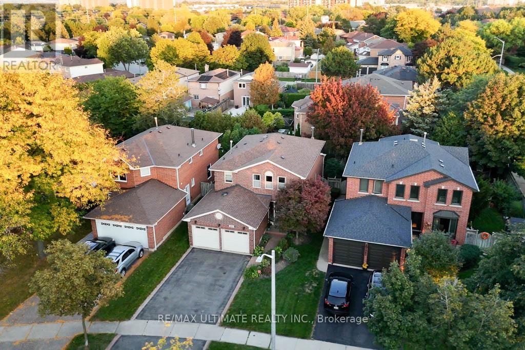 6869 Hickling Crescent, Mississauga (Meadowvale), Ontario  L5N 4Y1 - Photo 47 - W12600874