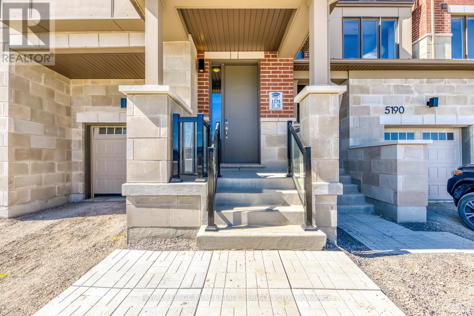 5188 Viola Desmond Drive, Mississauga, Ontario  L5M 2S7 - Photo 2 - W12600922