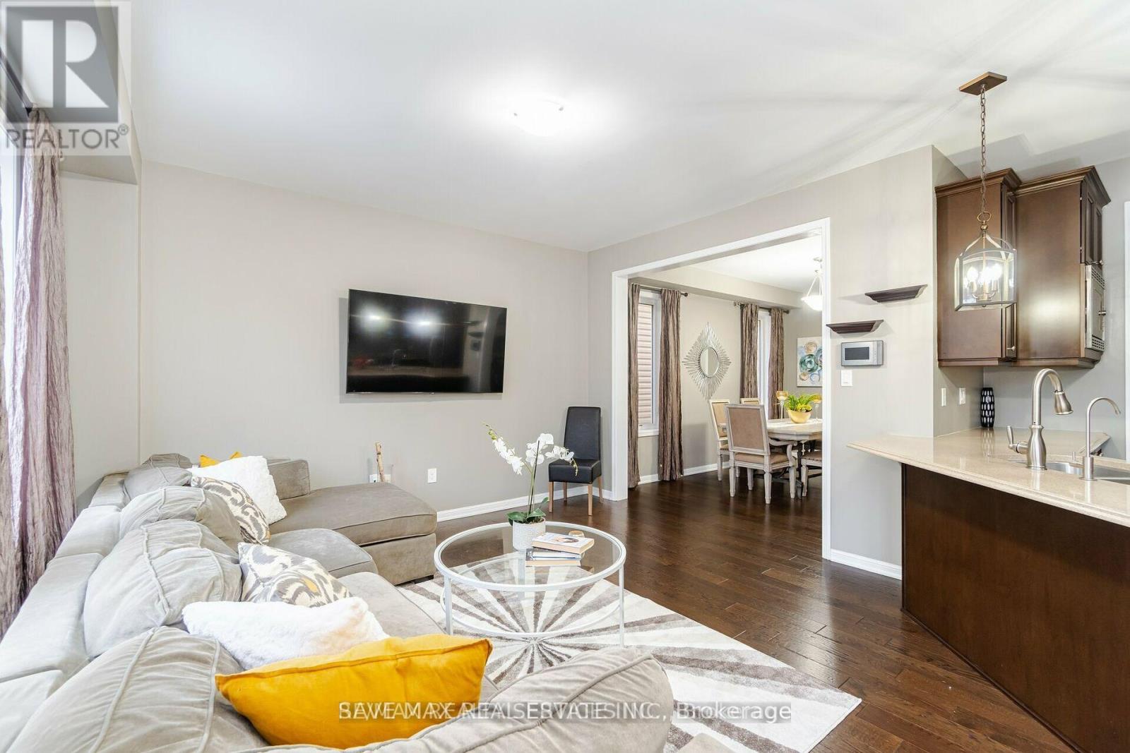 21 Gibbs Road, Brampton, Ontario  L7A 0G2 - Photo 12 - W12600968