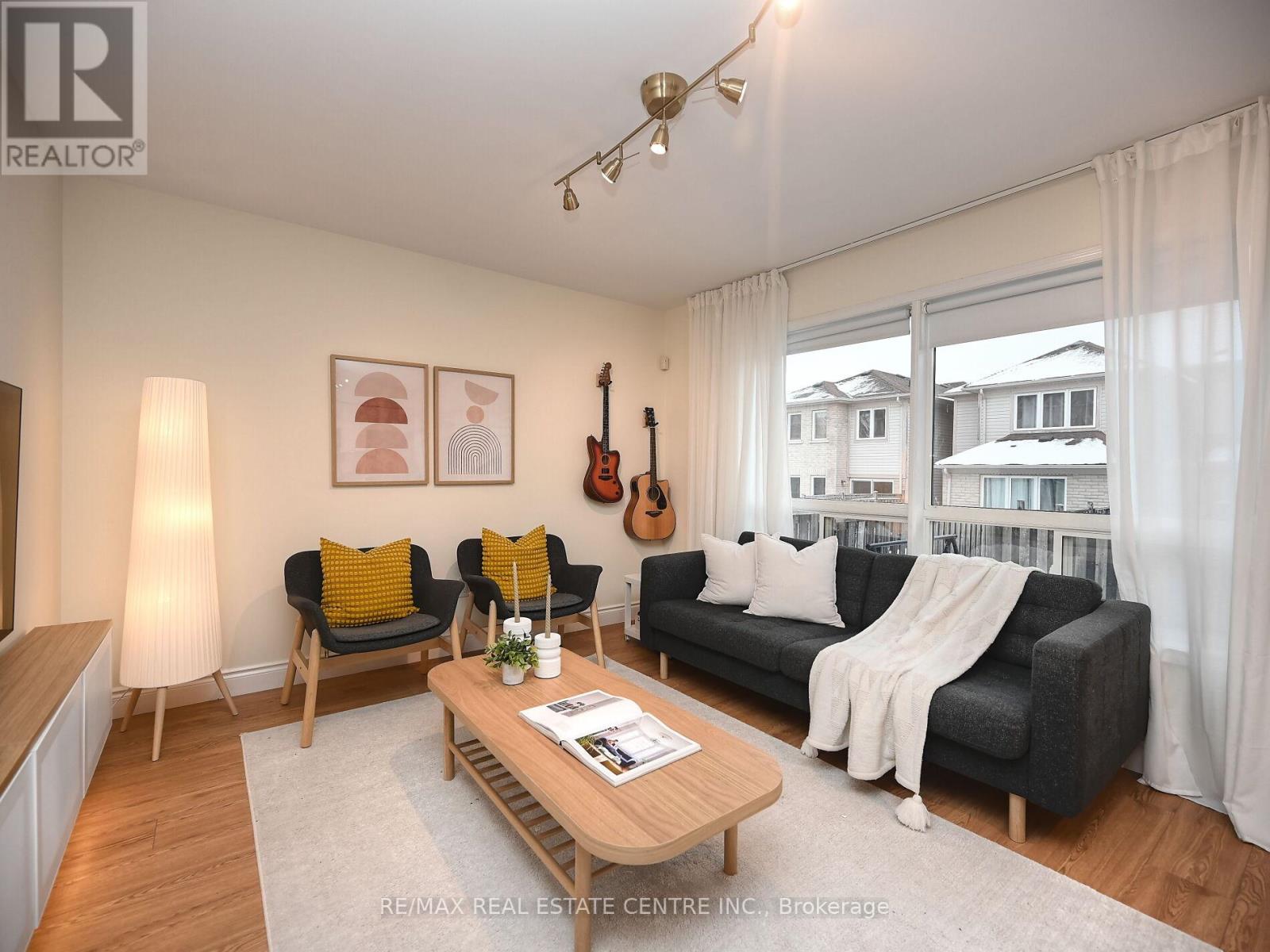 778 Johnson Heights, Milton, Ontario  L9T 0J7 - Photo 13 - W12601018