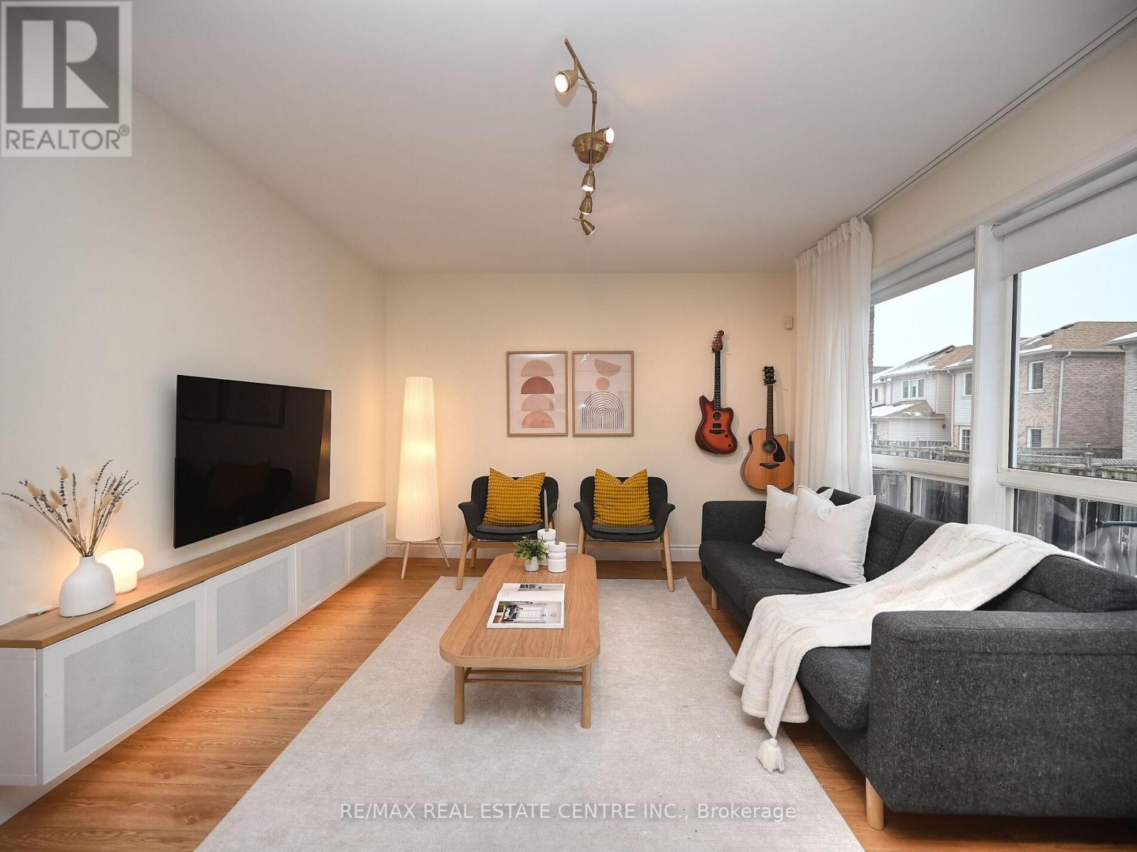 778 Johnson Heights, Milton, Ontario  L9T 0J7 - Photo 15 - W12601018