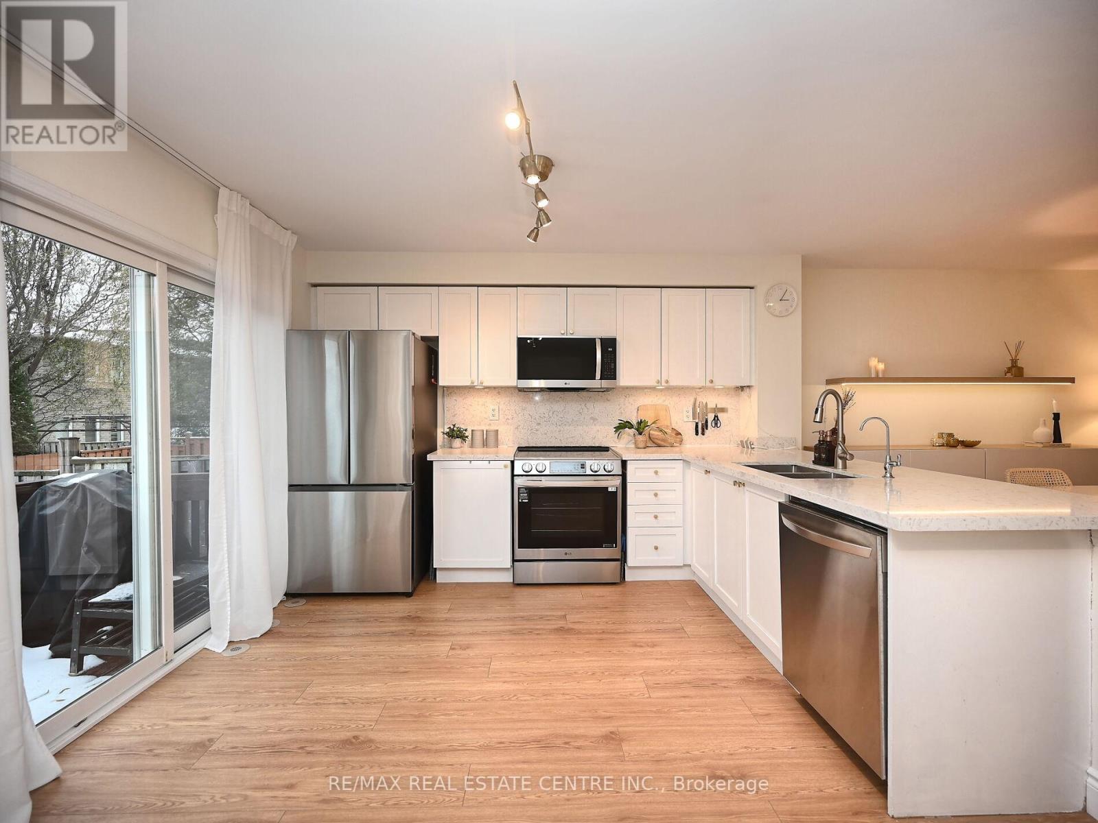 778 Johnson Heights, Milton, Ontario  L9T 0J7 - Photo 16 - W12601018