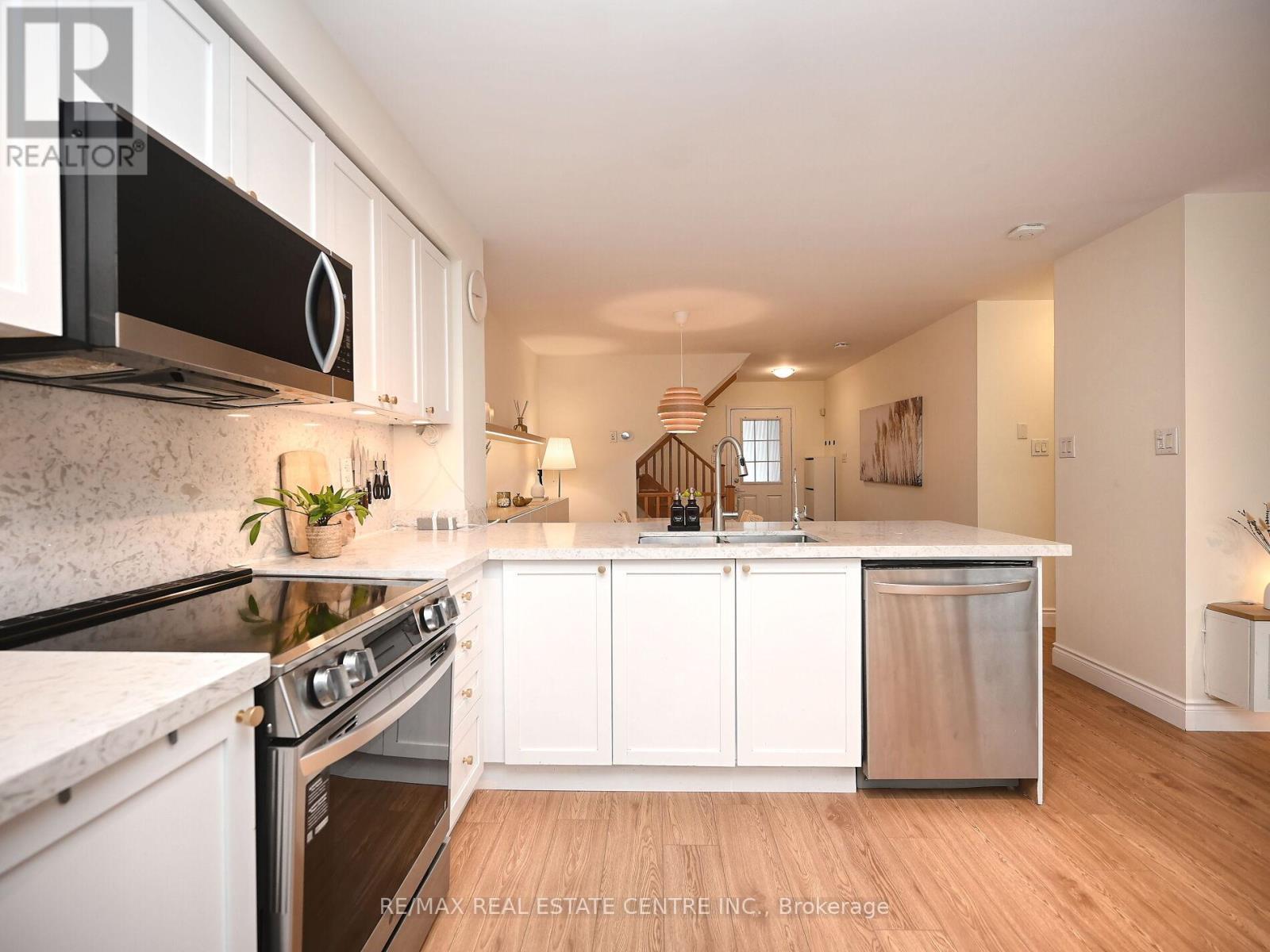 778 Johnson Heights, Milton, Ontario  L9T 0J7 - Photo 19 - W12601018