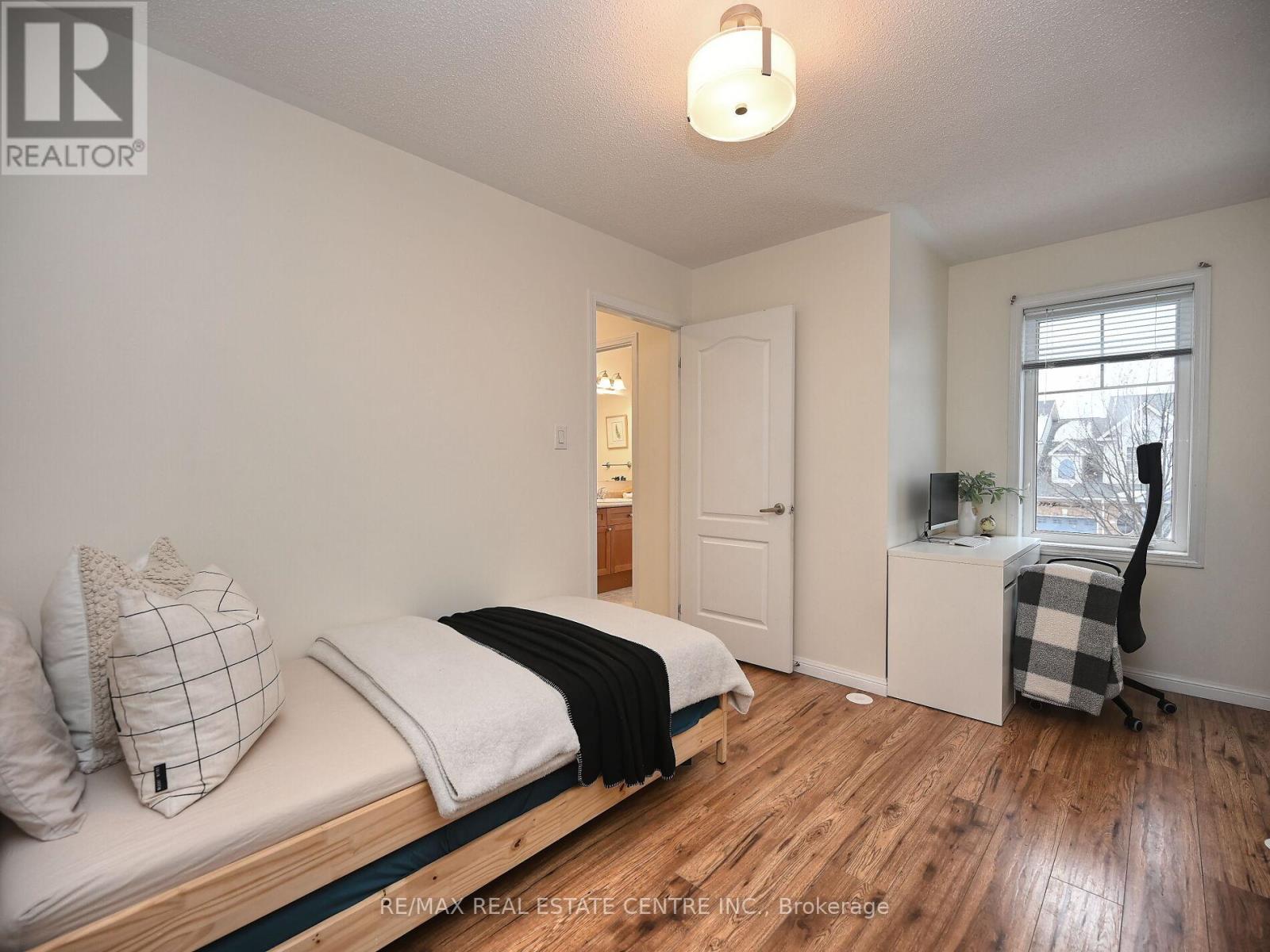 778 Johnson Heights, Milton, Ontario  L9T 0J7 - Photo 34 - W12601018