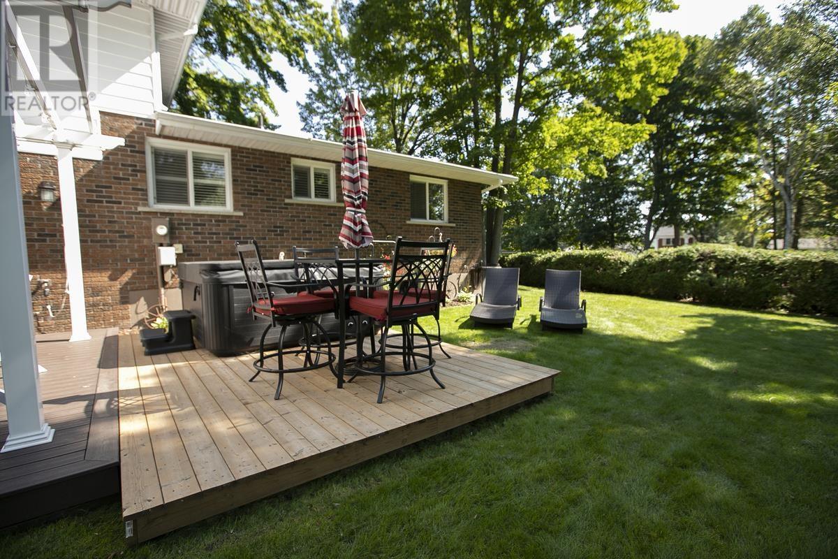 39 Val St, Sault Ste. Marie, Ontario  P6A 5B4 - Photo 18 - SM252468