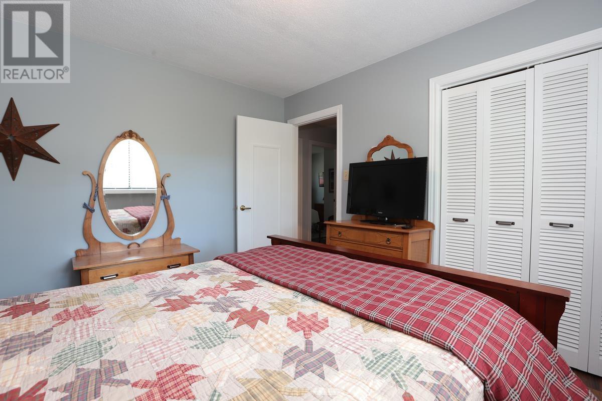 39 Val St, Sault Ste. Marie, Ontario  P6A 5B4 - Photo 43 - SM252468