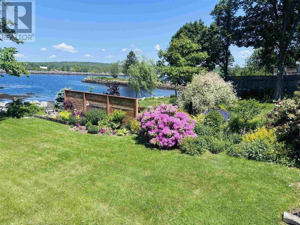 66 Main Street, Liverpool, Nova Scotia  B0T 1K0 - Photo 38 - 202519624