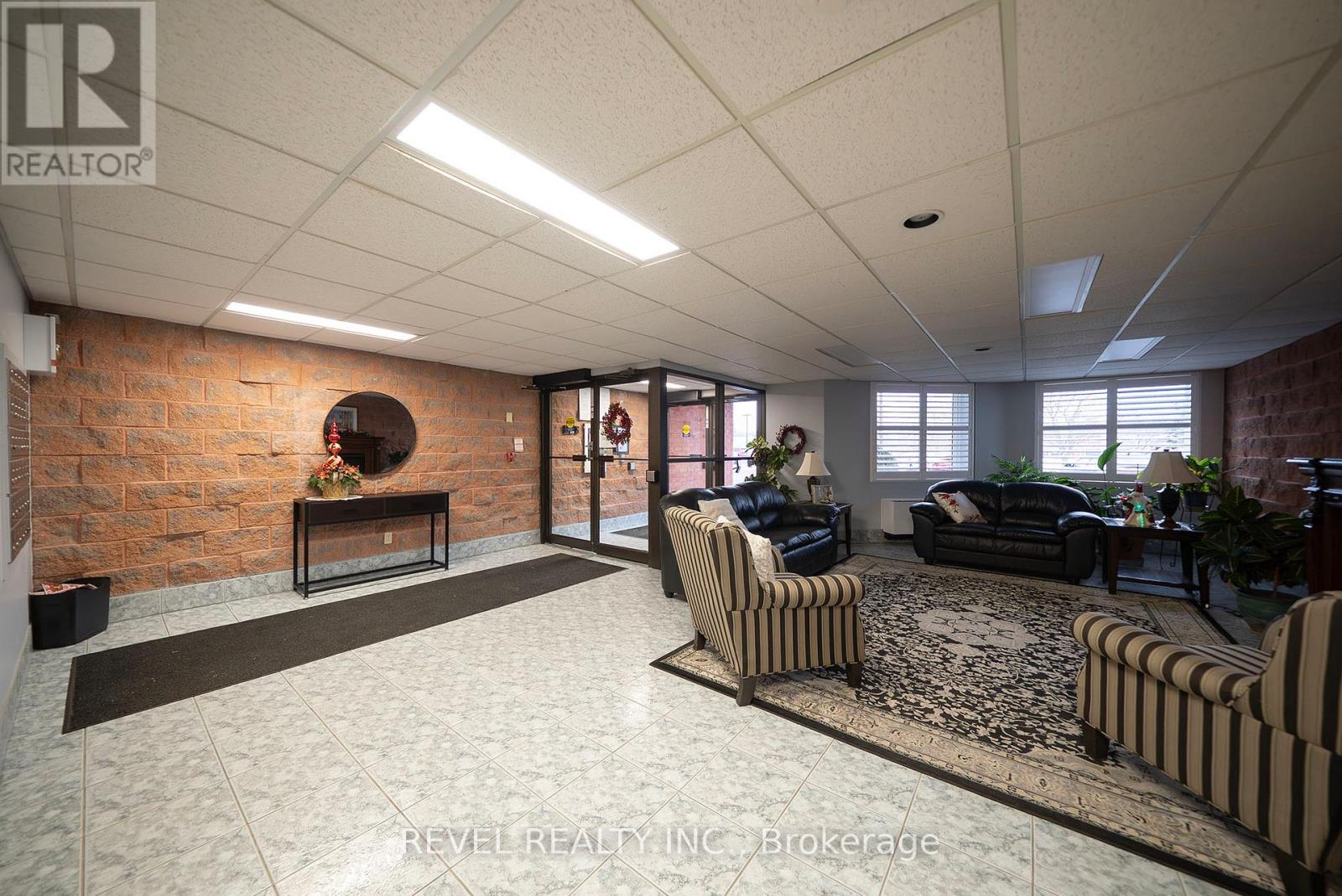 501 - 11 Mill Pond Court, Norfolk, Ontario  N3Y 5J5 - Photo 2 - X12600810