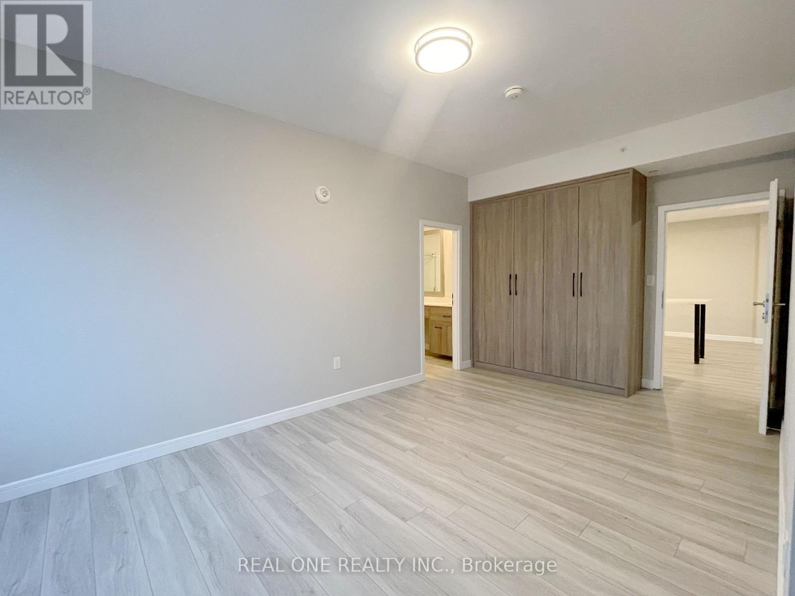 2409 - 20 George Street, Hamilton, Ontario  L8P 0C4 - Photo 13 - X12600954