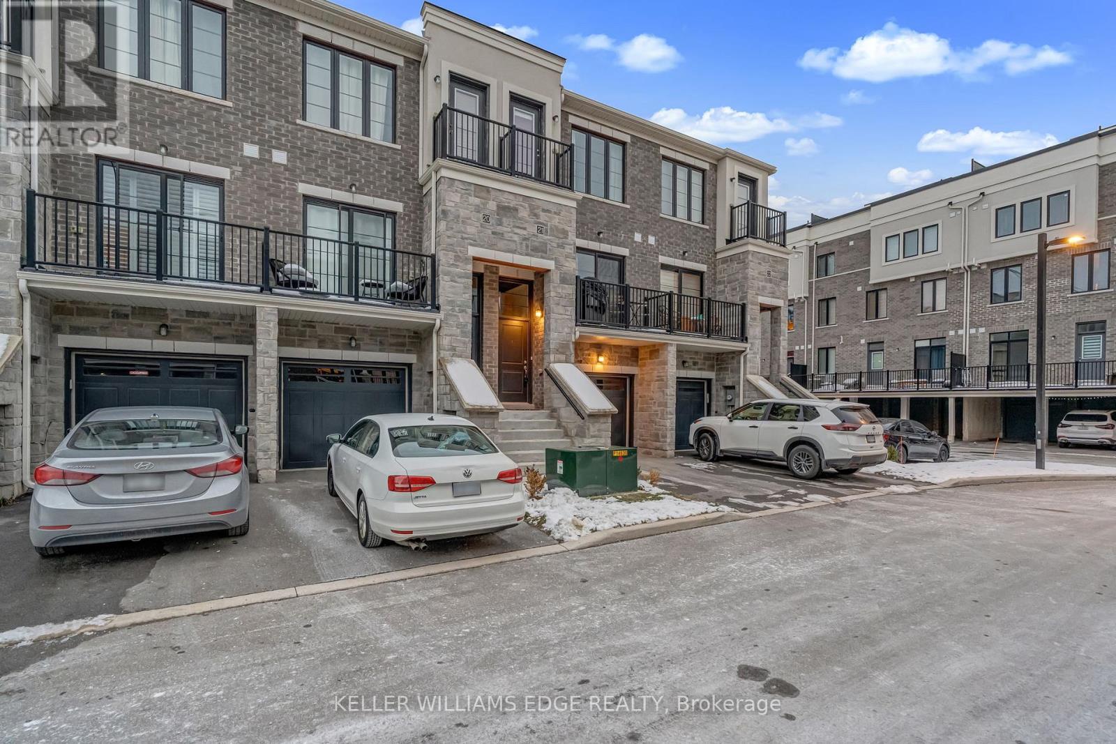 21 - 383 Dundas Street E, Hamilton, Ontario  L8B 1X6 - Photo 3 - X12600986