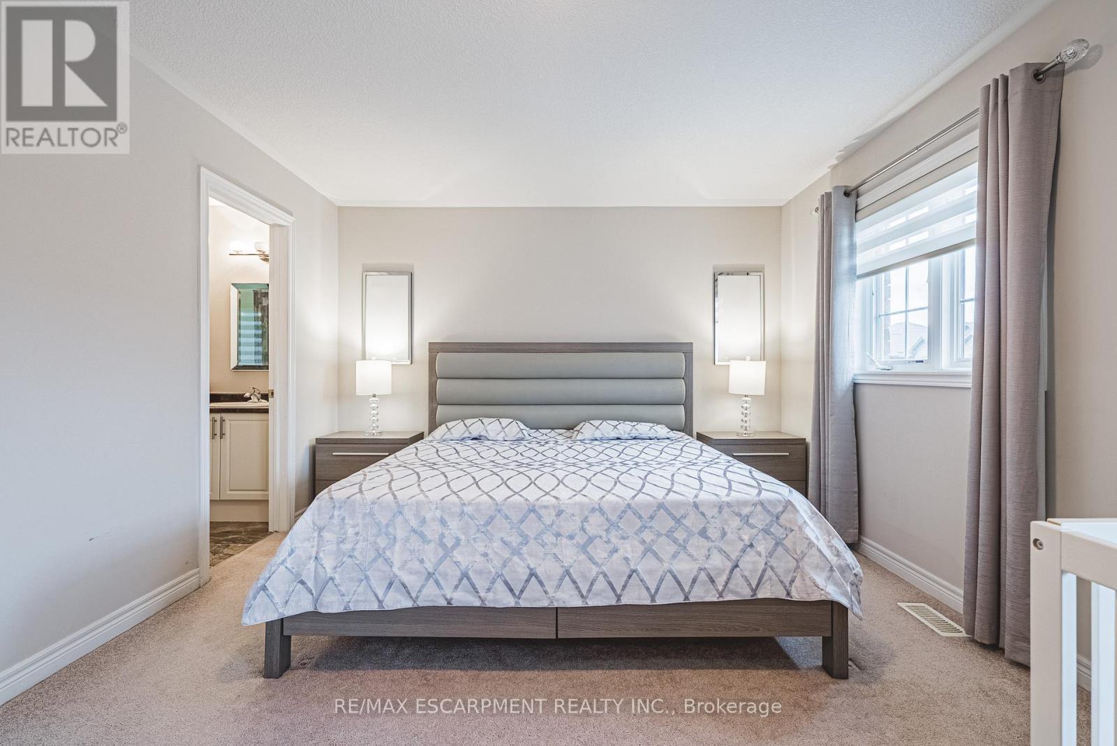 96 Hidden Ridge Crescent, Hamilton, Ontario  L9A 2X3 - Photo 30 - X12600992