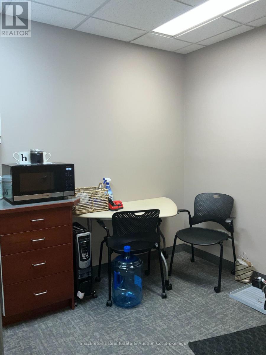 285-295 Huron Street, Stratford, Ontario N5A 5T3 - Photo 7 - X12601138