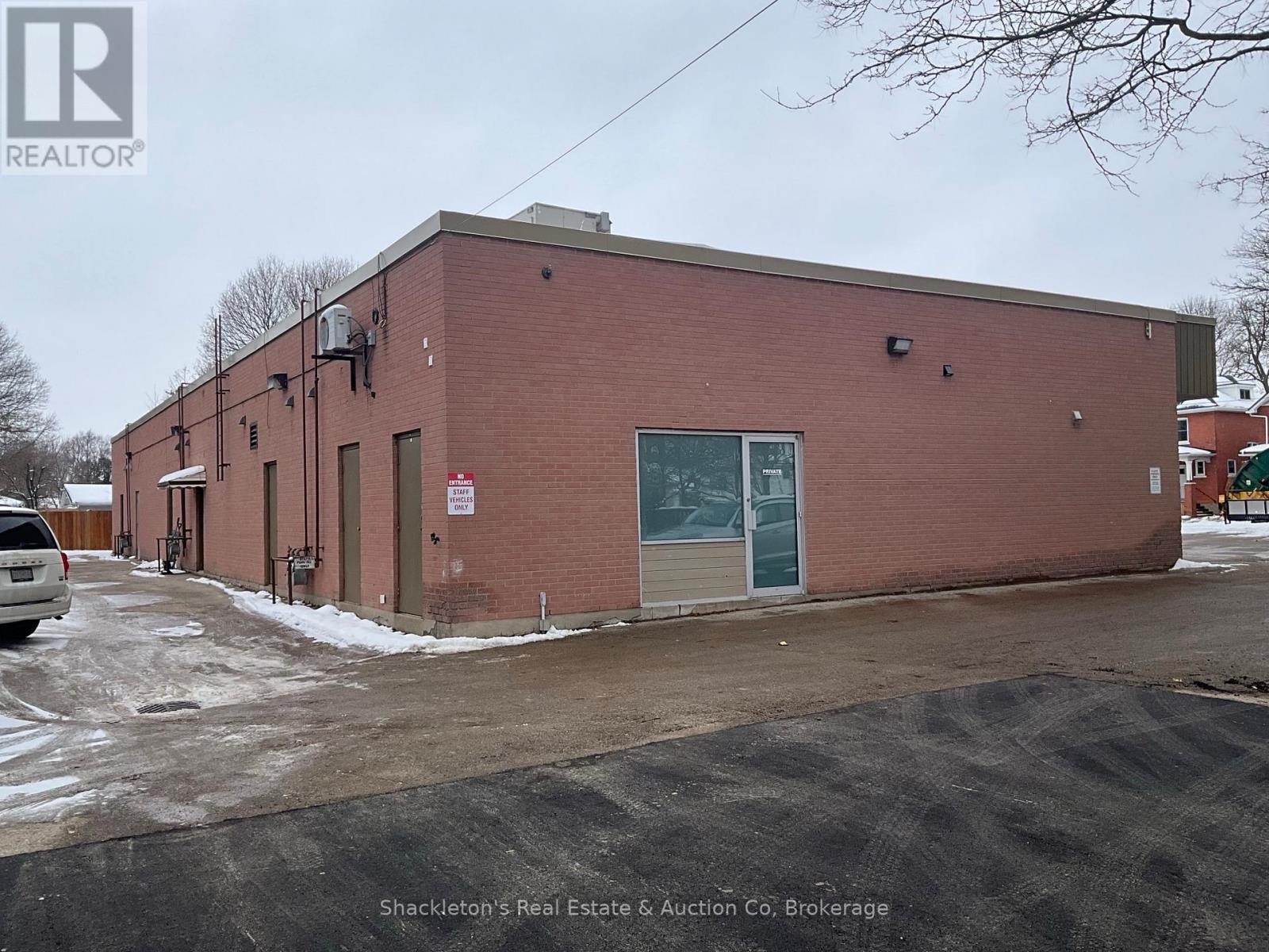 285-295 Huron Street, Stratford, Ontario N5A 5T3 - Photo 9 - X12601138