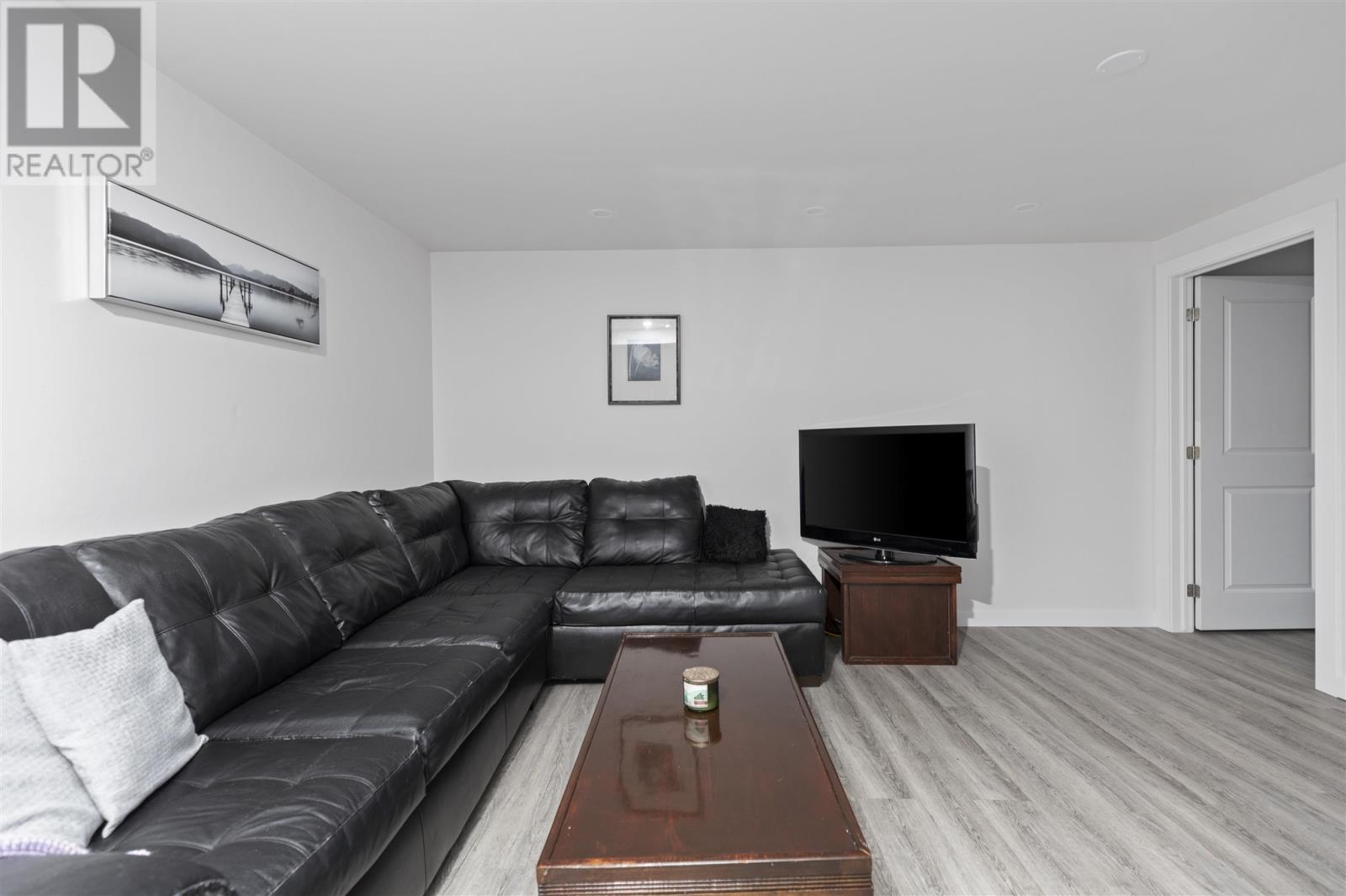 27 Golf Range Cres, Sault Ste. Marie, Ontario  P6A 6A4 - Photo 33 - SM253409