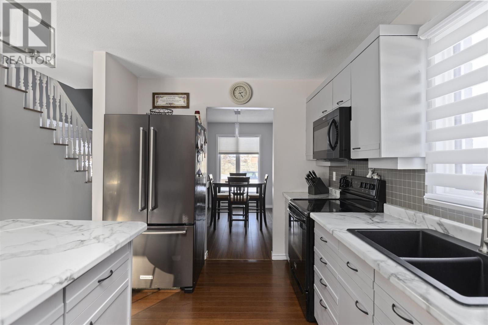 27 Golf Range Cres, Sault Ste. Marie, Ontario  P6A 6A4 - Photo 5 - SM253409