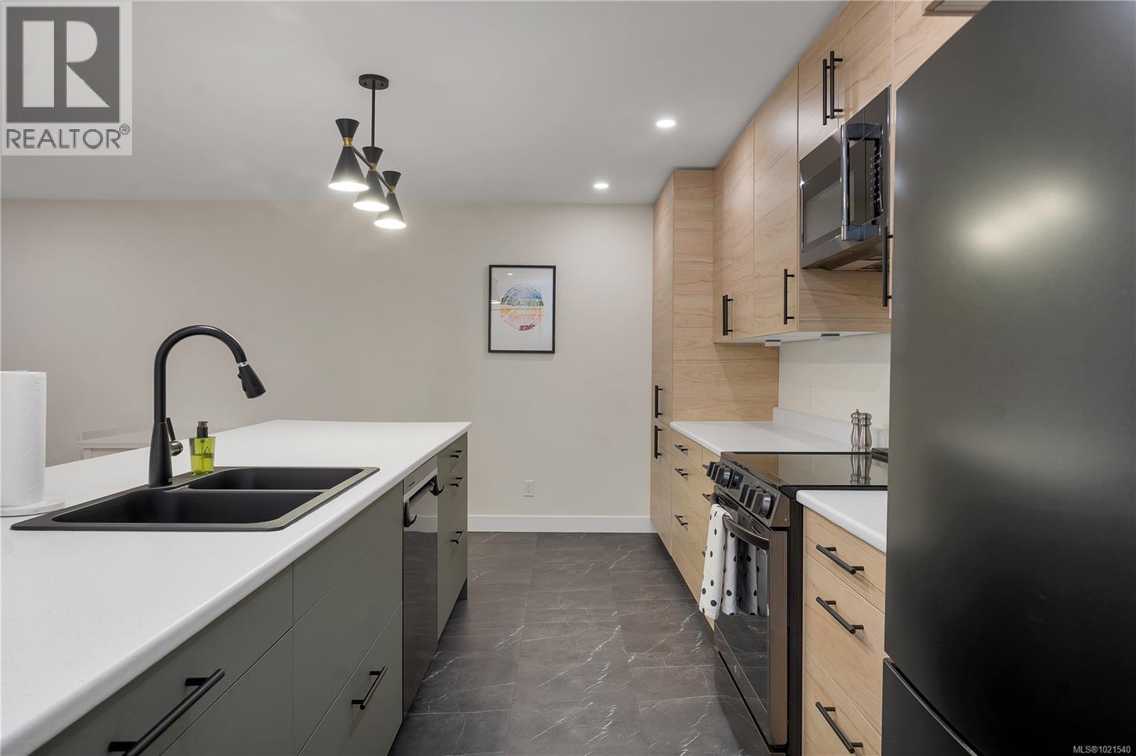 305 585 Dogwood St S, Campbell River, British Columbia  V9W 6T6 - Photo 4 - 1021540