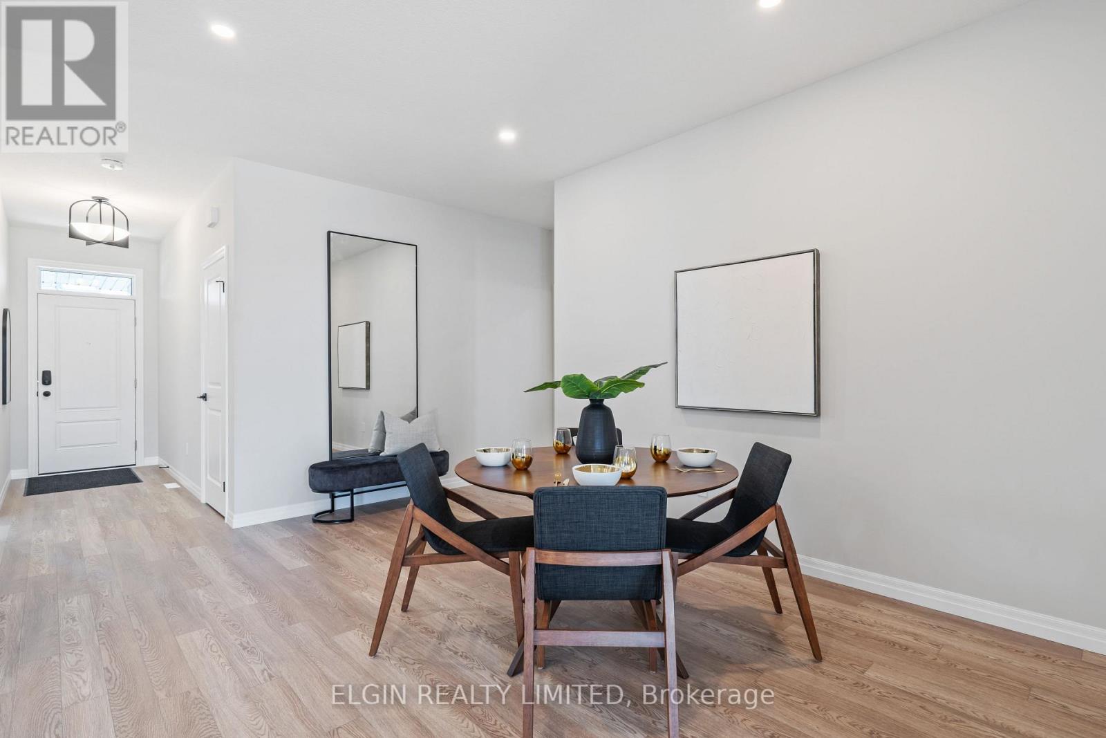 9 Dunning Way, St. Thomas, Ontario  N5R 0P7 - Photo 8 - X12601030