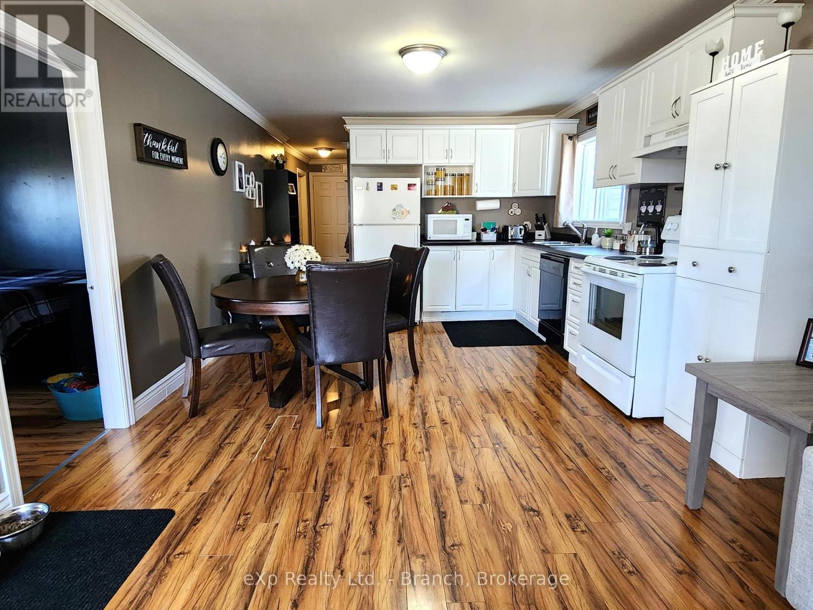 13 Main Street, Kirkland Lake (Kl & Area), Ontario  P2N 3C8 - Photo 5 - T12601126