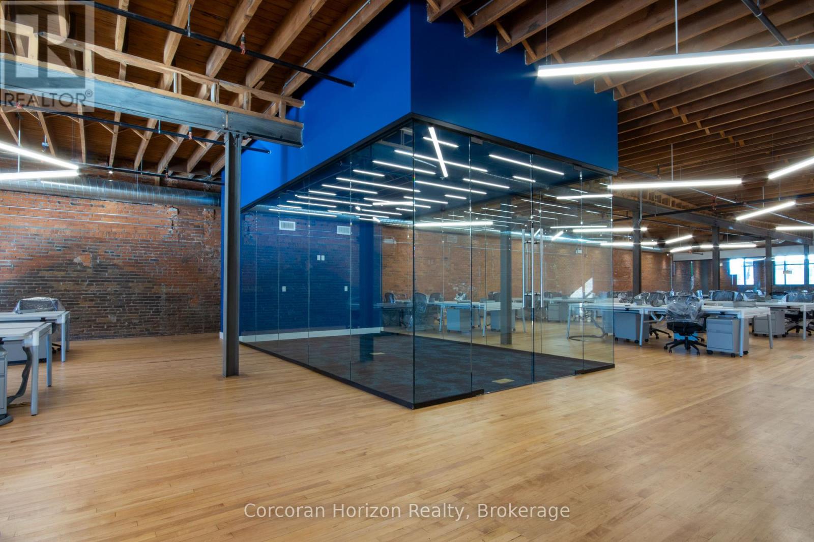 400 - 59 King Street E, Hamilton (Beasley), Ontario  L8N 1A5 - Photo 2 - X12601112