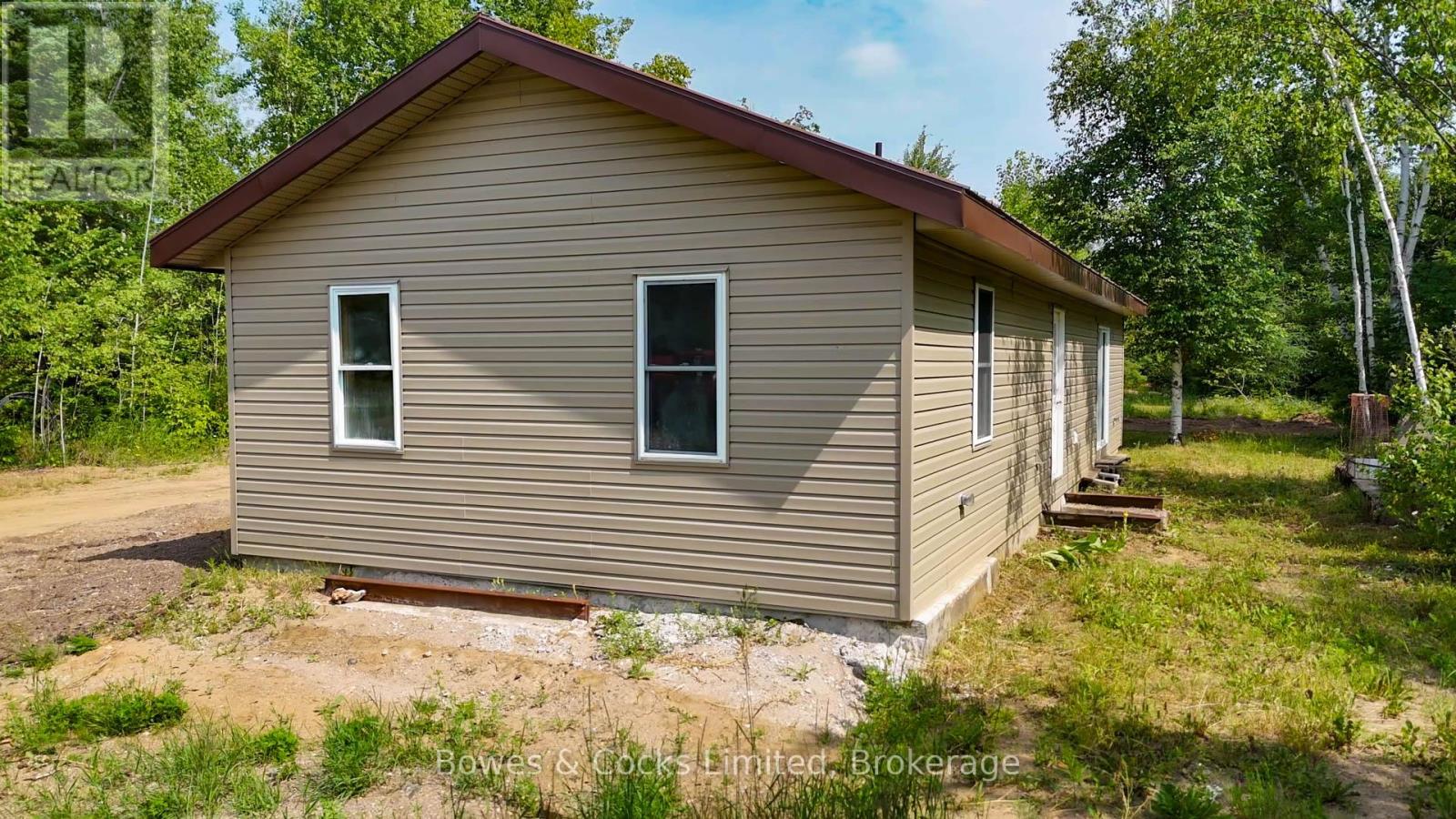 138 Weslemkoon Lake Road, Tudor And Cashel, Ontario  K0L 1W0 - Photo 6 - X12378025