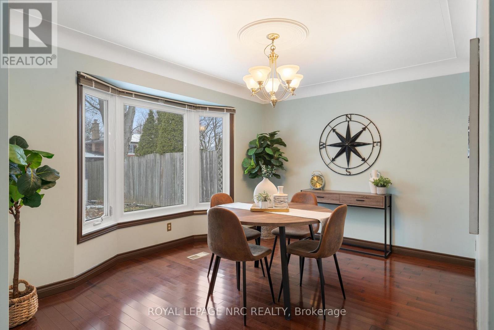 2821 Solar Crescent, Niagara Falls, Ontario L2J 4A8 - Photo 8 - X12601102