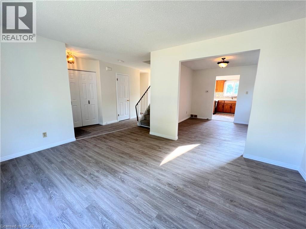 291 Canterbury Drive, Waterloo, Ontario  N2K 3C1 - Photo 4 - 40792365