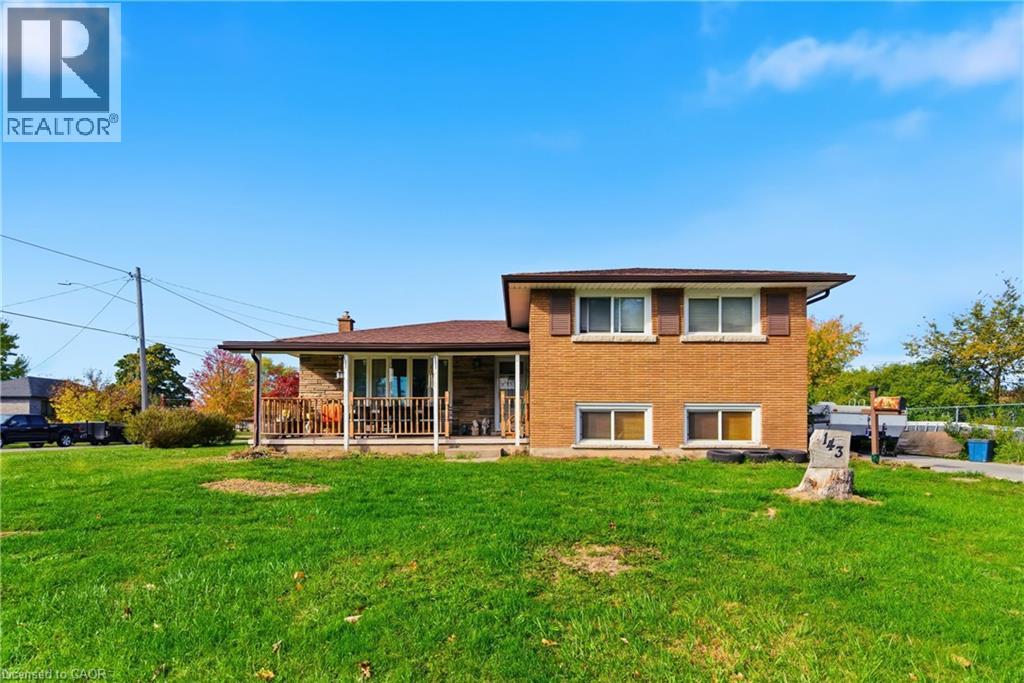 143 Aberdeen Street, Fort Erie, Ontario  L2A 3Y4 - Photo 1 - 40791766