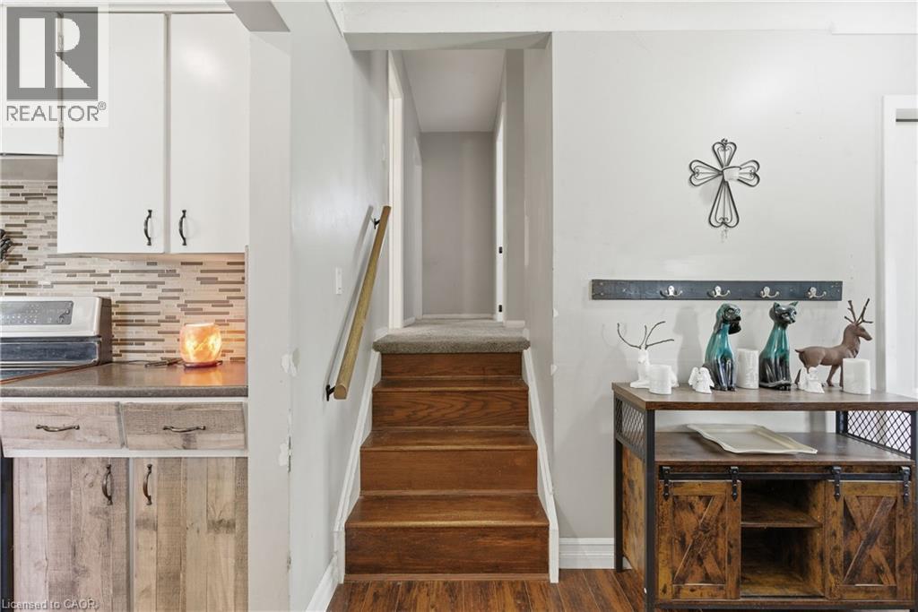 143 Aberdeen Street, Fort Erie, Ontario  L2A 3Y4 - Photo 8 - 40791766