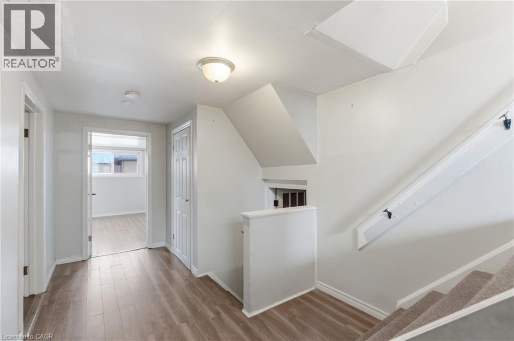 143 Aberdeen Street, Fort Erie, Ontario  L2A 3Y4 - Photo 9 - 40791766