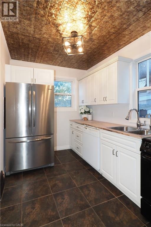 409 Wellington Street N, Kitchener, Ontario  N2H 5L3 - Photo 20 - 40790850