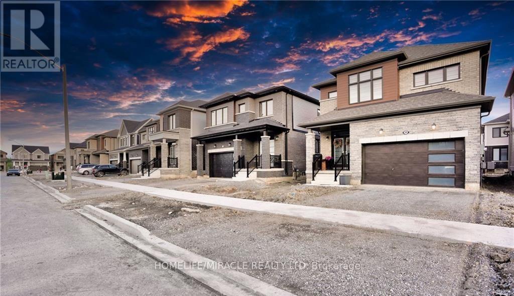 99 SUNFLOWER CRESCENT, Thorold, Ontario