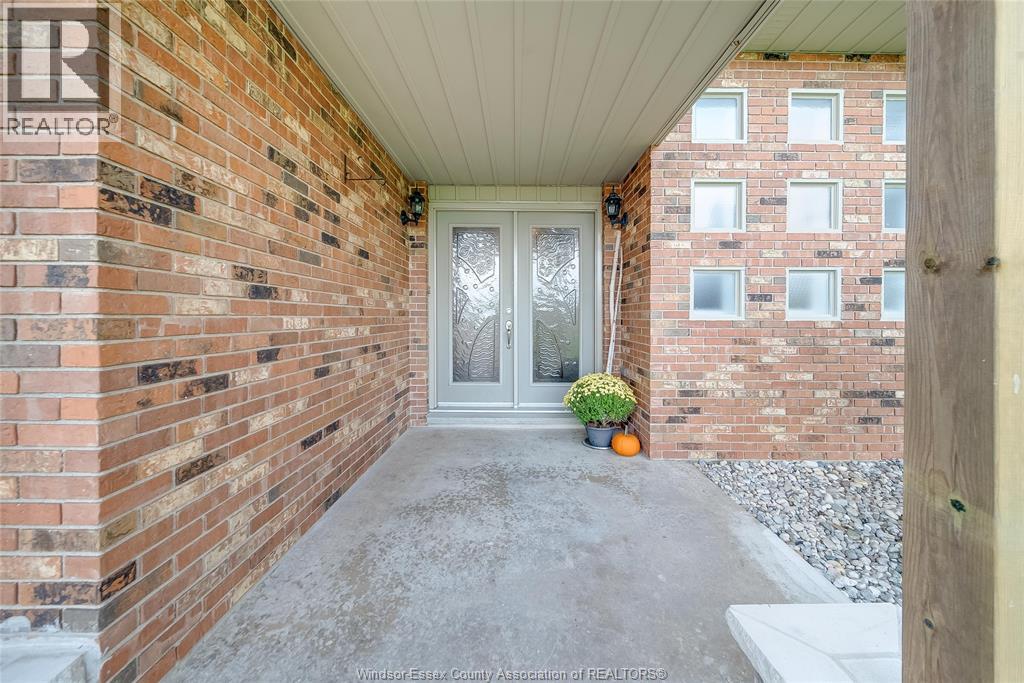 7744 Saint-Philippe Line, Grande Pointe, Ontario N0P 1S0 - Photo 5 - 25031179