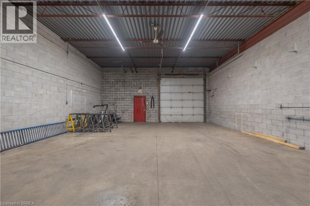 47 Copernicus Boulevard Unit# 3, Brantford, Ontario  N3P 1N4 - Photo 15 - 40790526