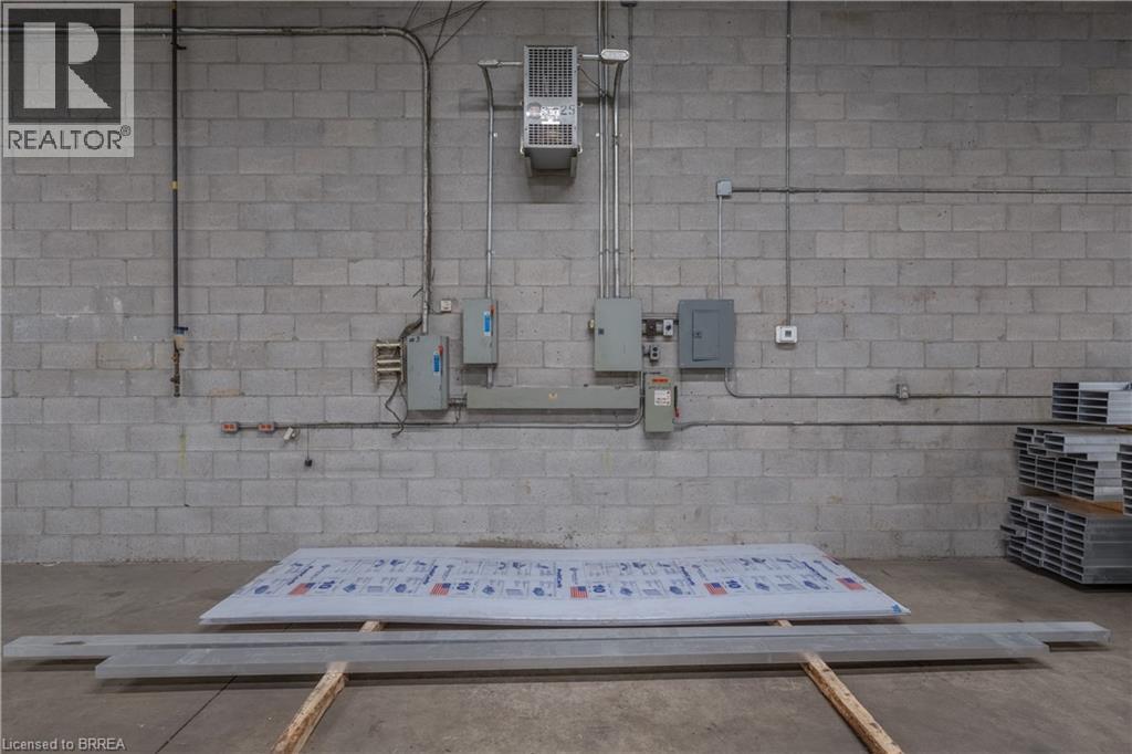 47 Copernicus Boulevard Unit# 3, Brantford, Ontario  N3P 1N4 - Photo 25 - 40790526