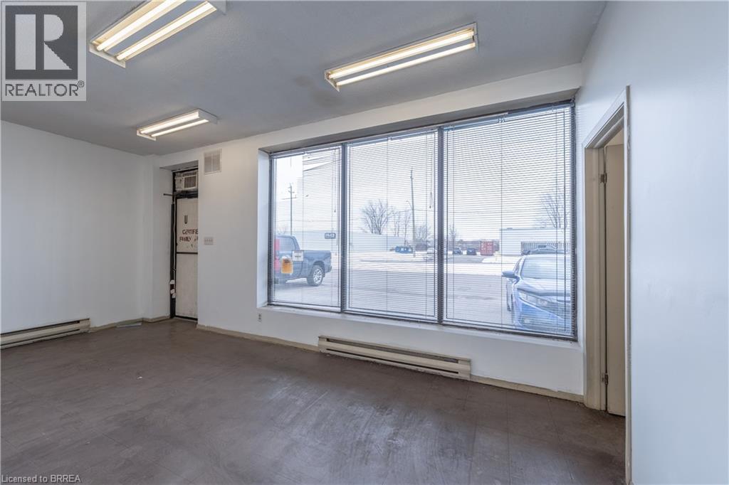 47 Copernicus Boulevard Unit# 3, Brantford, Ontario  N3P 1N4 - Photo 5 - 40790526