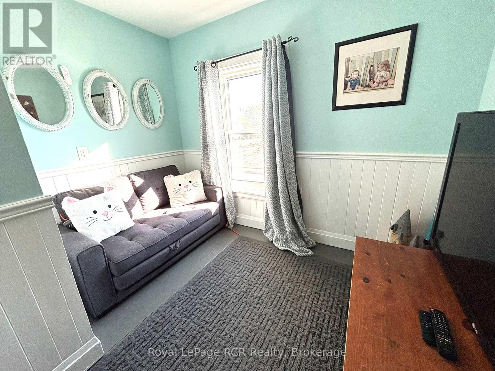 1186 2nd Avenue W, Owen Sound, Ontario  N4K 4N2 - Photo 18 - X12447792