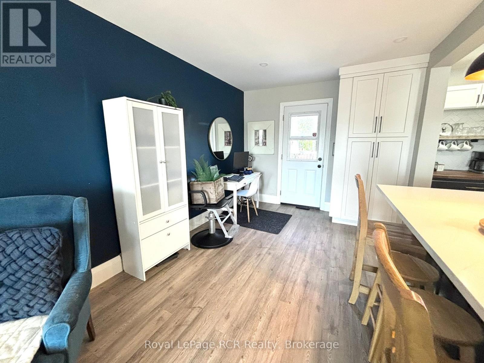 1186 2nd Avenue W, Owen Sound, Ontario  N4K 4N2 - Photo 6 - X12447792