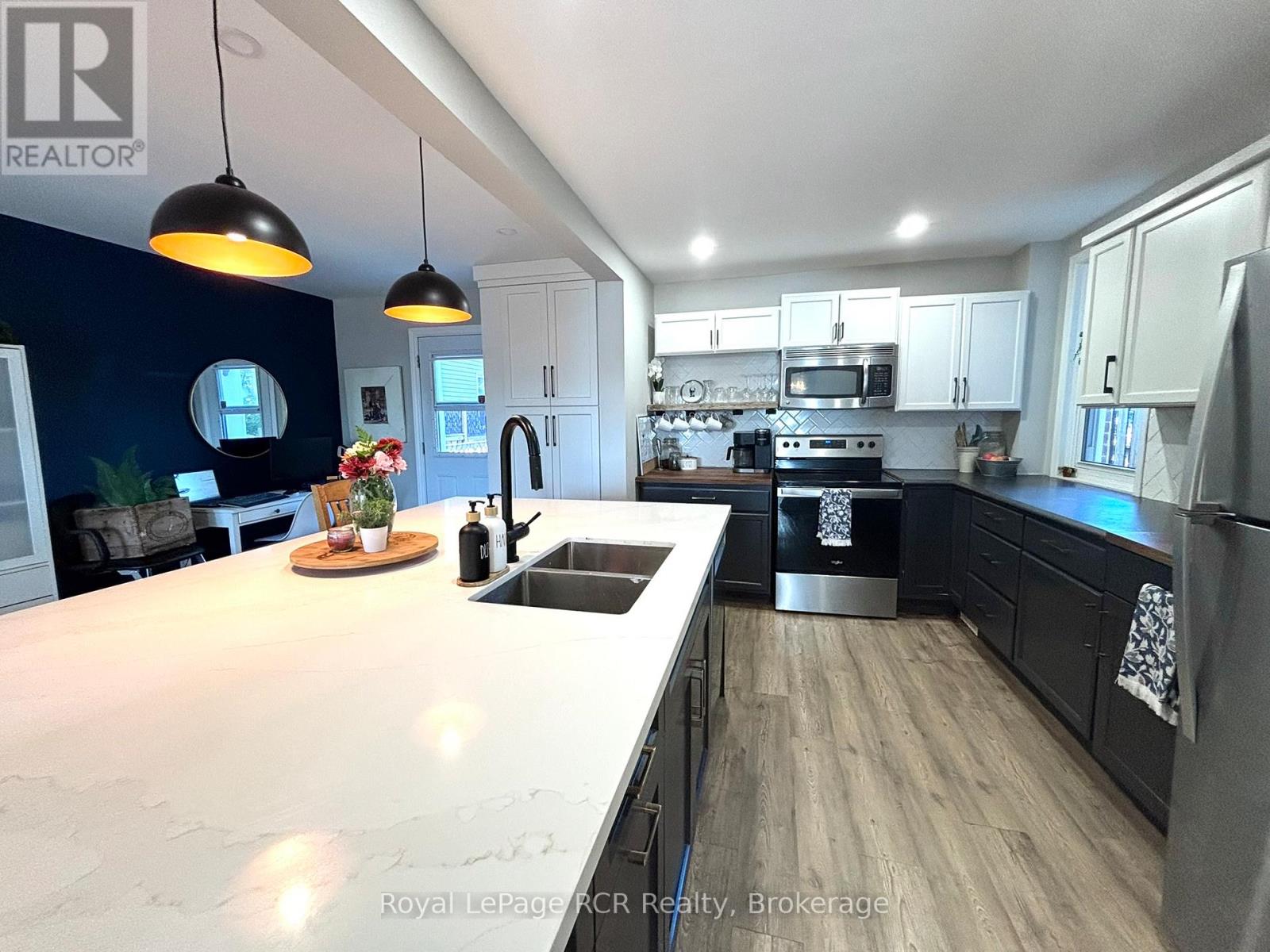 1186 2nd Avenue W, Owen Sound, Ontario  N4K 4N2 - Photo 9 - X12447792