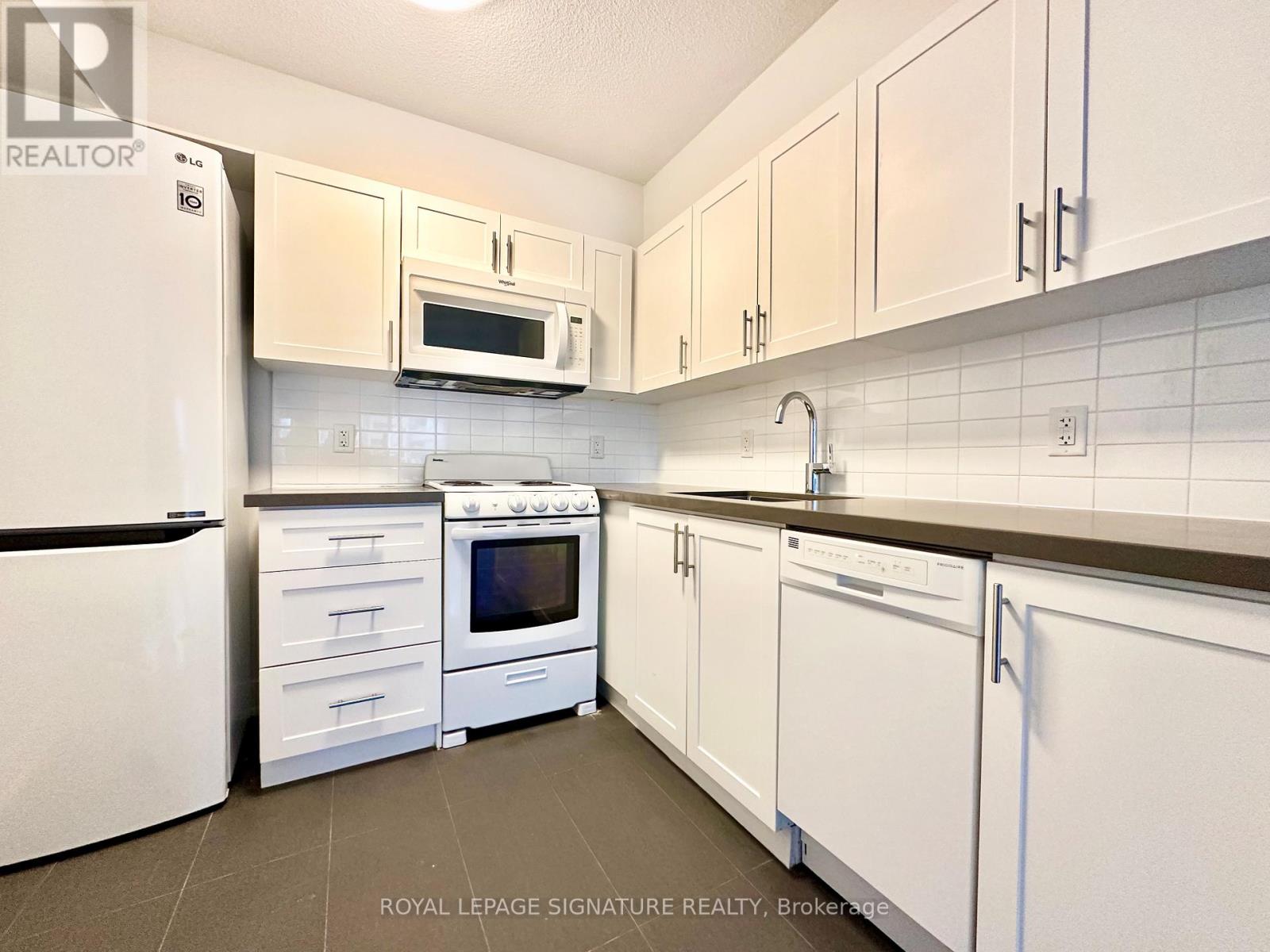 2109 - 33 Isabella Street, Toronto, Ontario  M4Y 2P7 - Photo 5 - C12600832