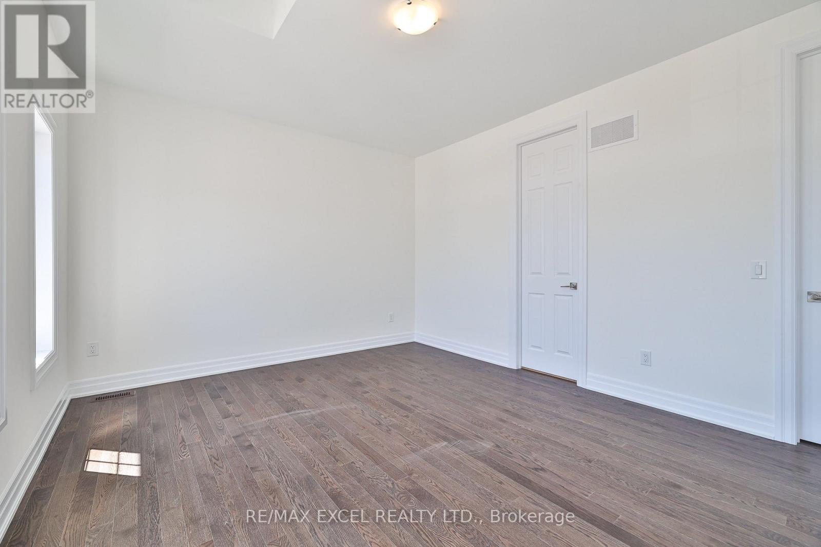 24 Sunny Acre Crescent, King, Ontario  L7B 1B6 - Photo 44 - N12426962