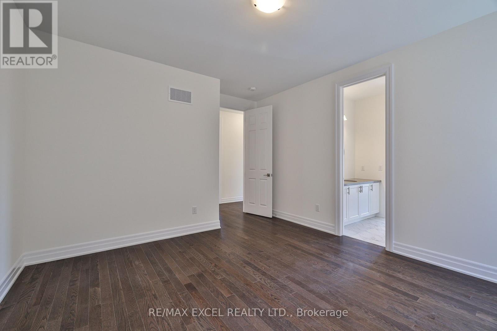 24 Sunny Acre Crescent, King, Ontario  L7B 1B6 - Photo 40 - N12426962