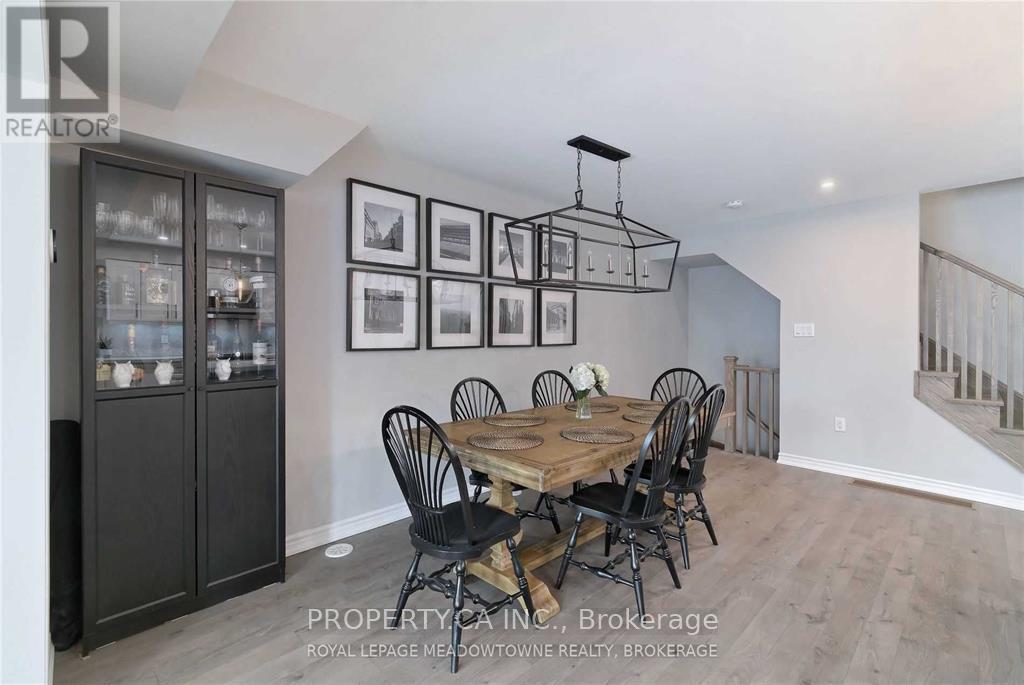 1244 Rose Way N, Milton, Ontario L9E 1L9 - Photo 14 - W12594326