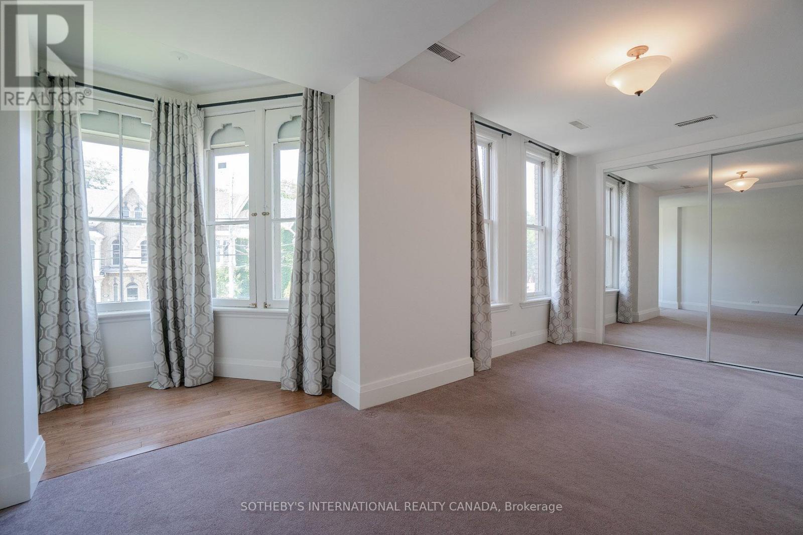 Unit 2 - 215 Carlton Street, Toronto (Cabbagetown-South St. James Town), Ontario  M5A 2K9 - Photo 11 - C12601044