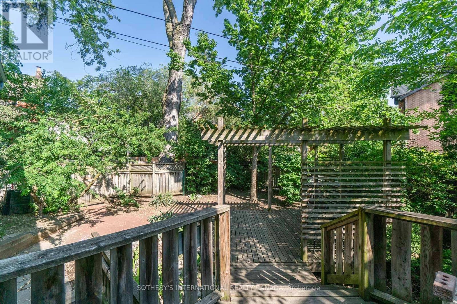 Unit 2 - 215 Carlton Street, Toronto (Cabbagetown-South St. James Town), Ontario  M5A 2K9 - Photo 16 - C12601044