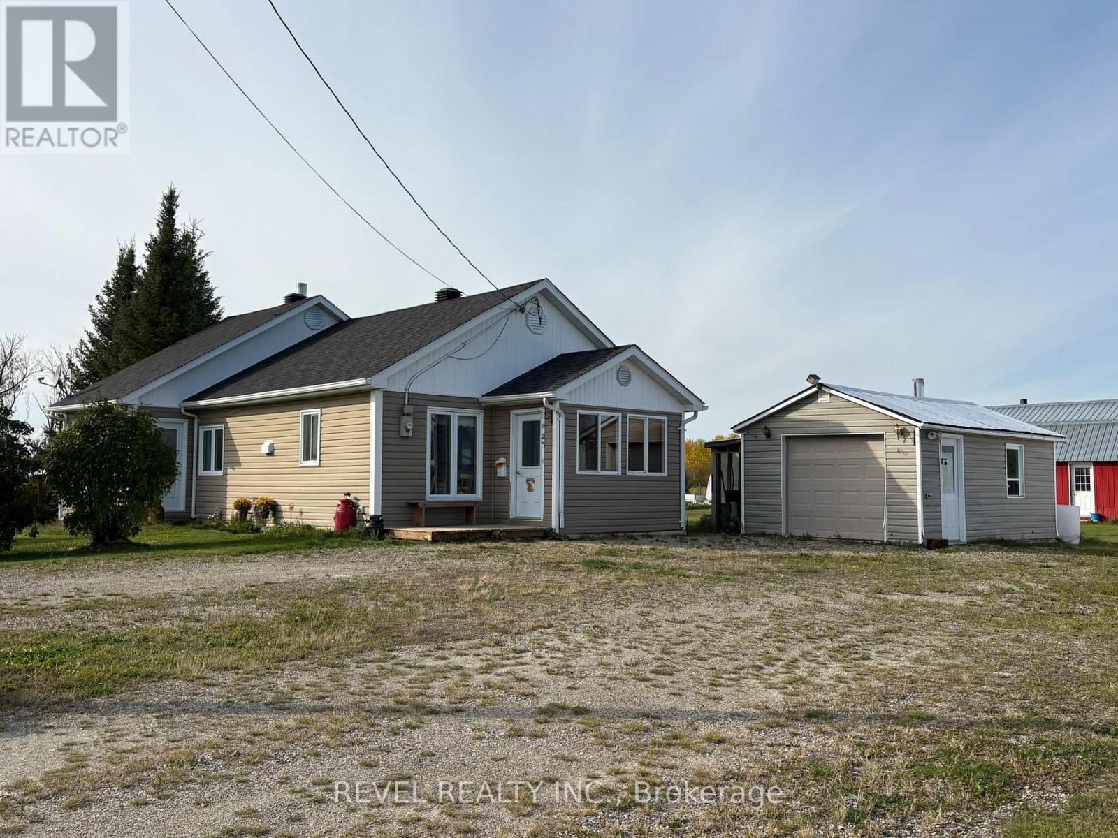 92 Concession 15, Val Rita Concession, Kapuskasing, Ontario P0L 2G0 - Photo 2 - T12440938