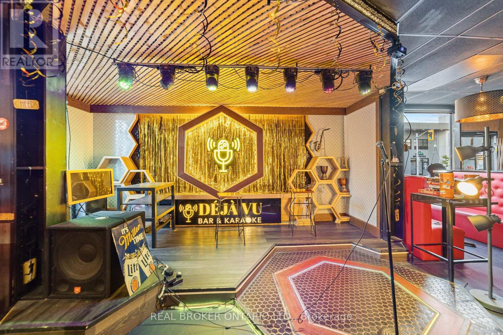 445 Concession Street, Hamilton, Ontario L9A 1C1 - Photo 7 - X12572746